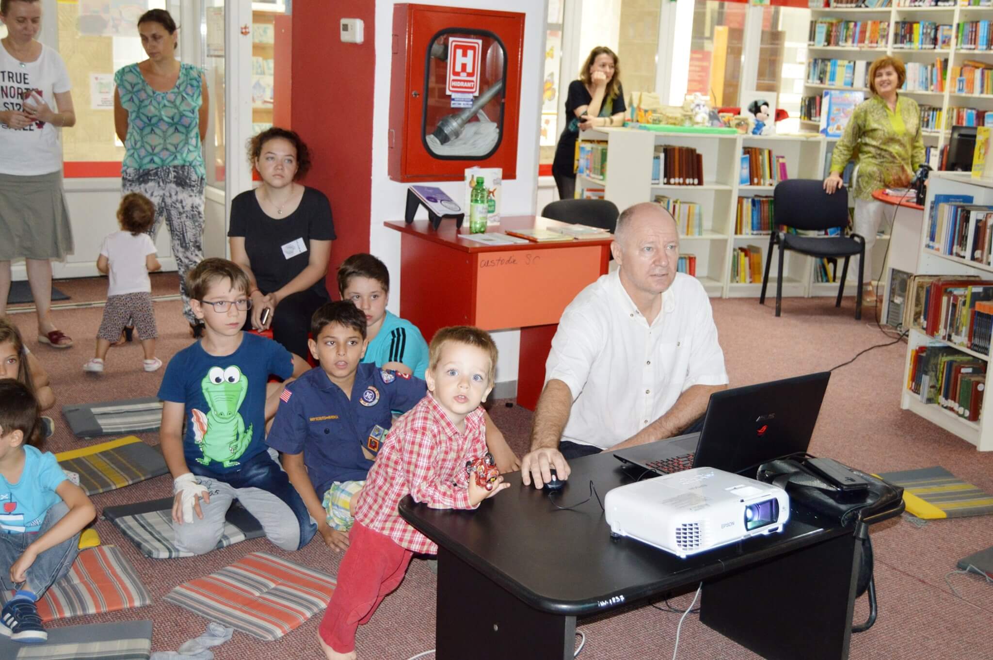 67081850_1988266044653164_1457262320265723904_o (1)