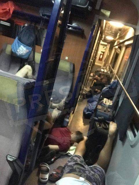 tren_elevi