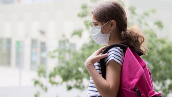 copiii-pot-contacta-coronavirus-si-raspandi-stiri-iasi