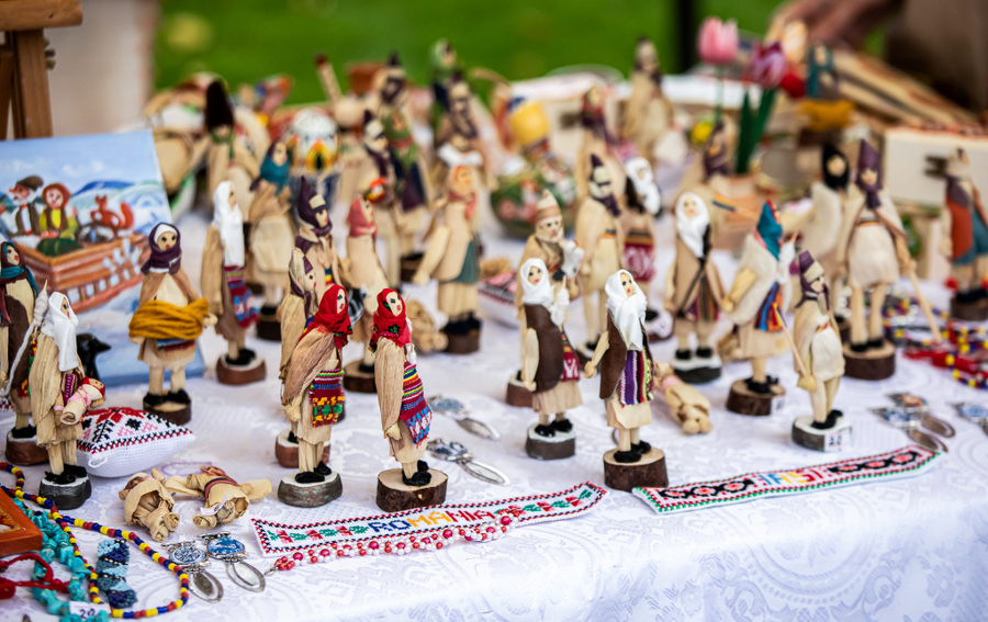 Palas Iasi - Producatori autohtoni 02