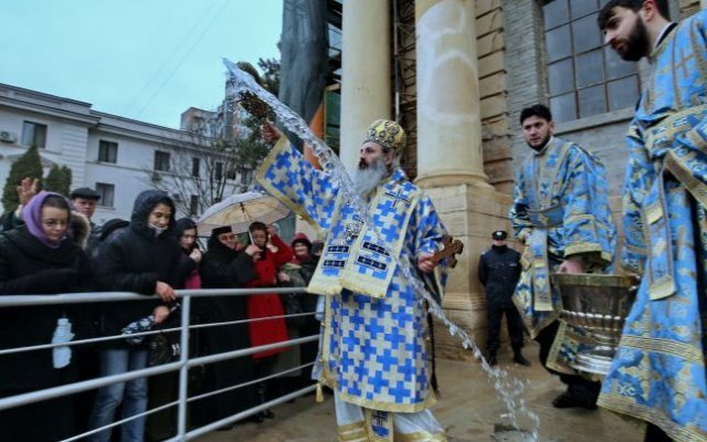 agheasma-iasi-boboteaza