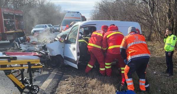 accident-rutier-isu-pompieri-dn-e1641295764661