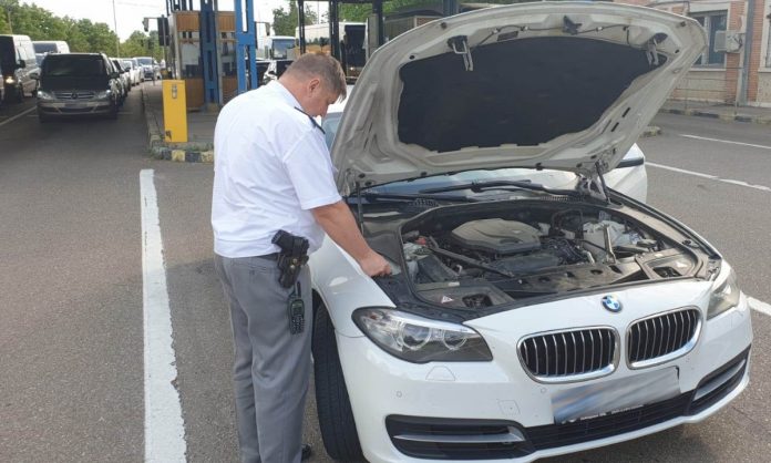 BMW furat din Finlanda, descoperit la Albița2