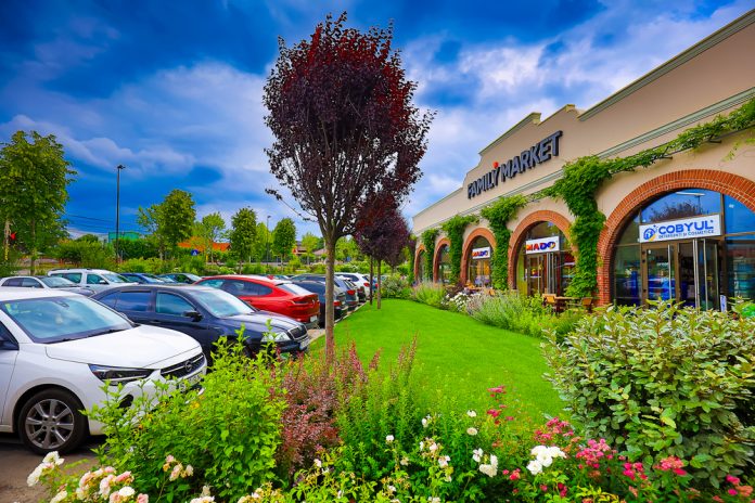 Family Market Miroslava 01